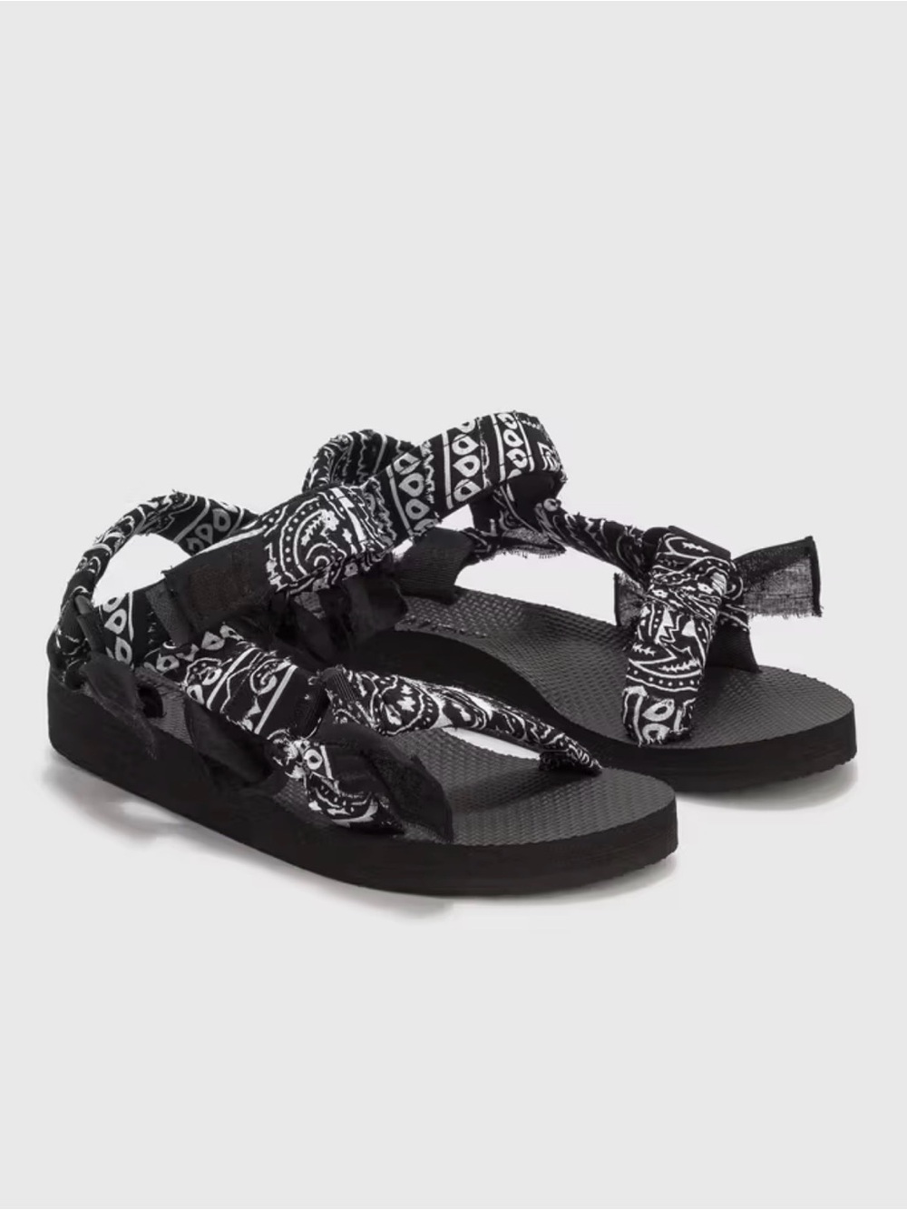 Arizona Love | Trekky Rope Bandana Print Strap Sandals